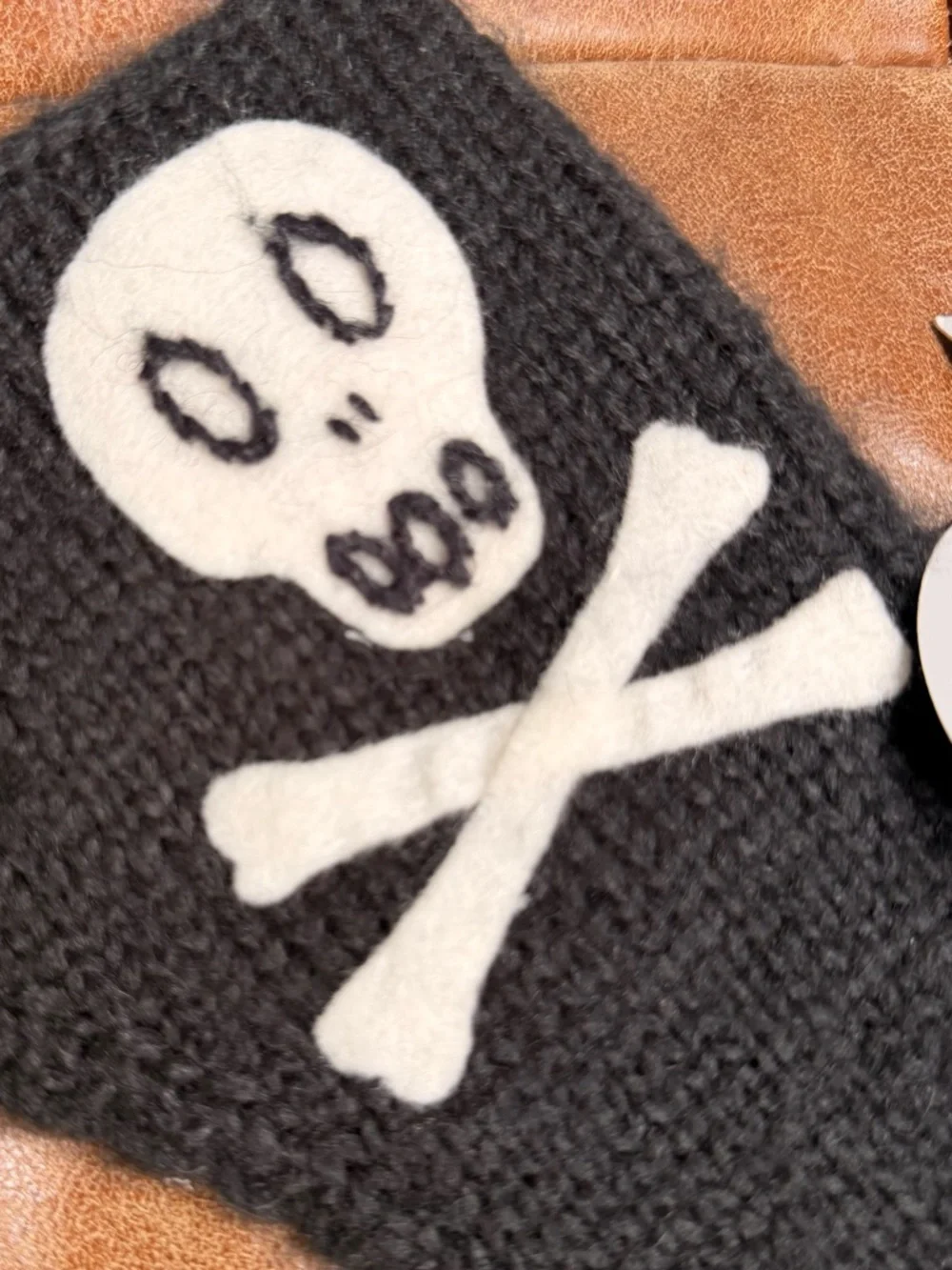 Wooden Ships Paola Buendia, Mohair wool Blend Knit Skull Mittens NWT